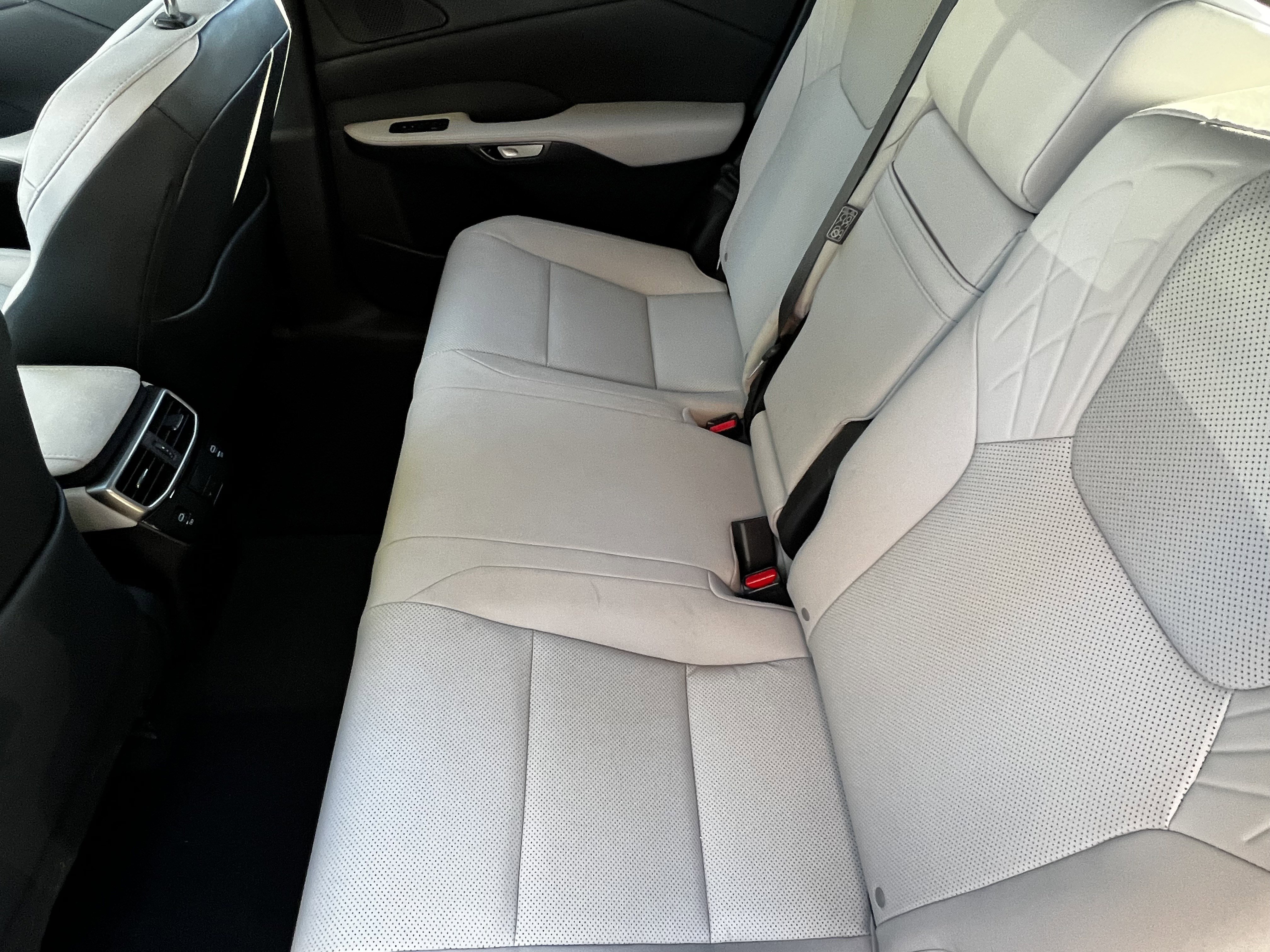 Used 2023 Lexus RX 350h image 30