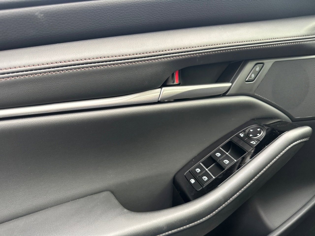 New 2026 MAZDA MAZDA3 s Sport image 32