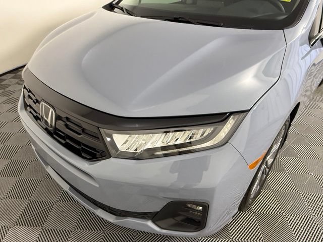 Used 2025 Honda Odyssey Touring image 10