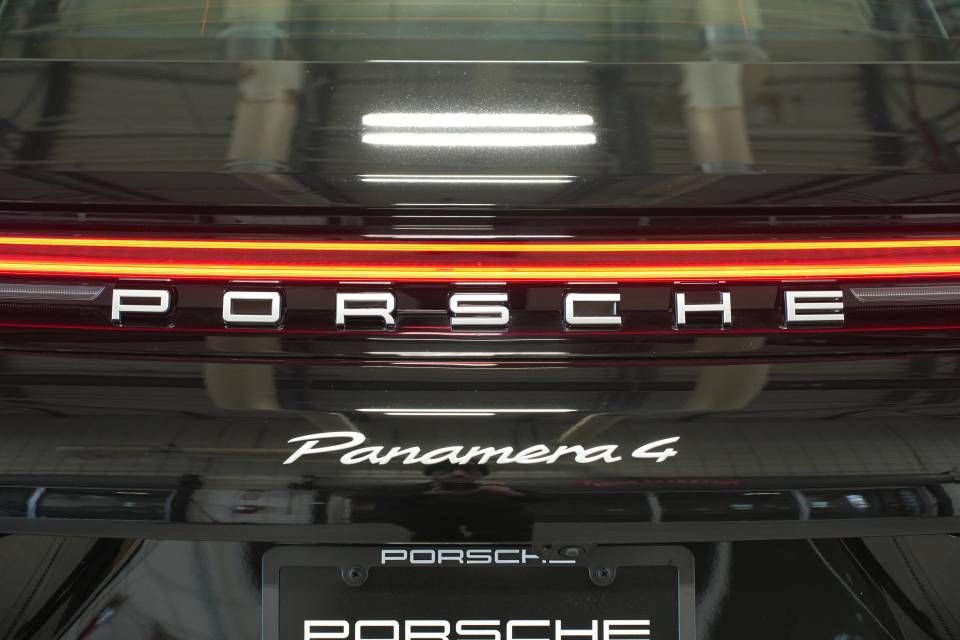 New 2026 Porsche Panamera 4 AWD/4WD image 39