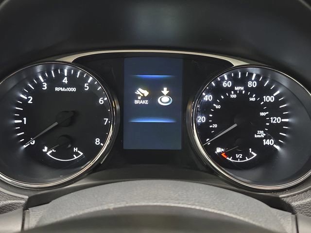 Used 2015 Nissan Rogue SV w/ SV Premium Package AWD/4WD image 18