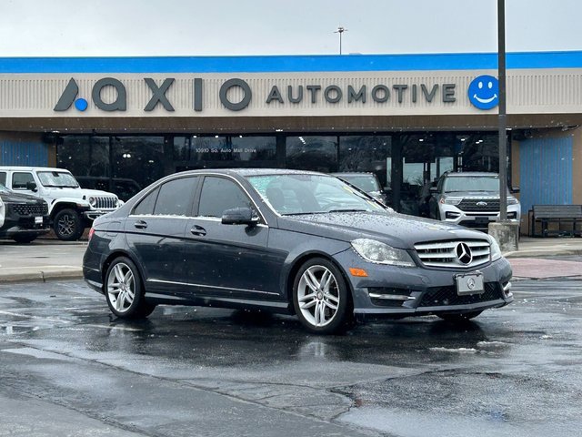 Used 2013 Mercedes-Benz C 300 4MATIC Sedan image 1