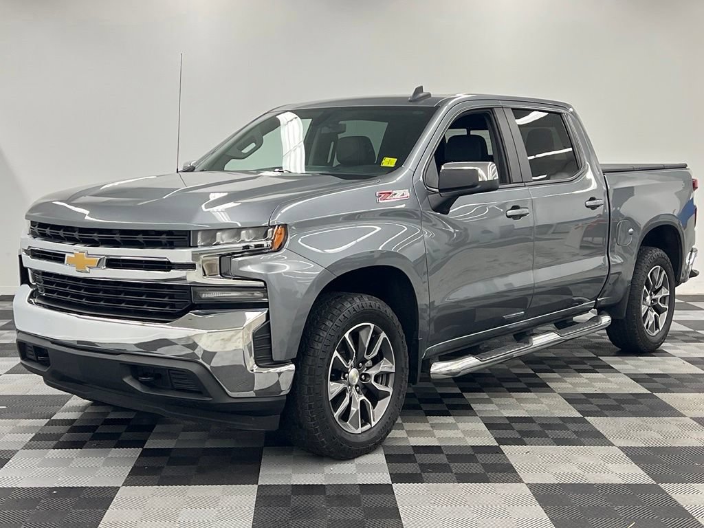 Used 2021 Chevrolet Silverado 1500 LT w/ Z71 Off-Road Package AWD/4WD image 3