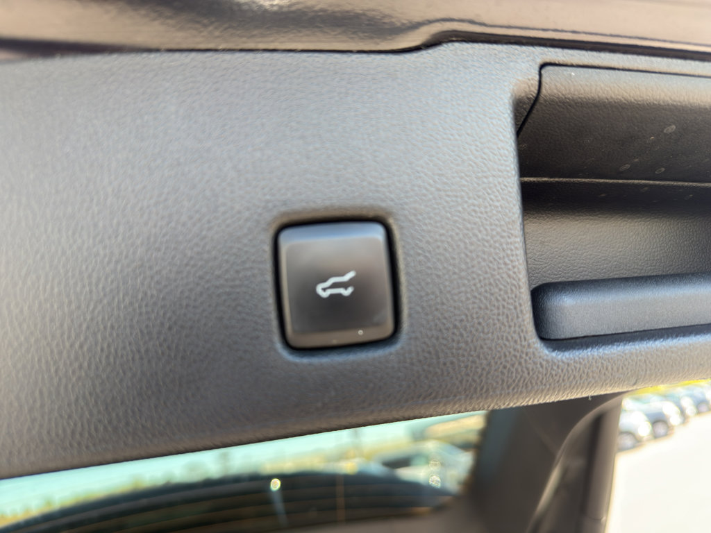 Certified 2021 Ford Escape SEL image 18