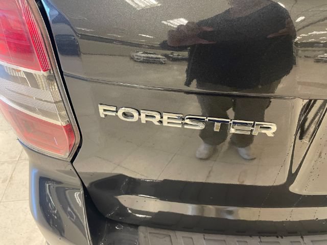 Used 2016 Subaru Forester 2.5i Premium w/ All-Weather Package AWD/4WD image 10