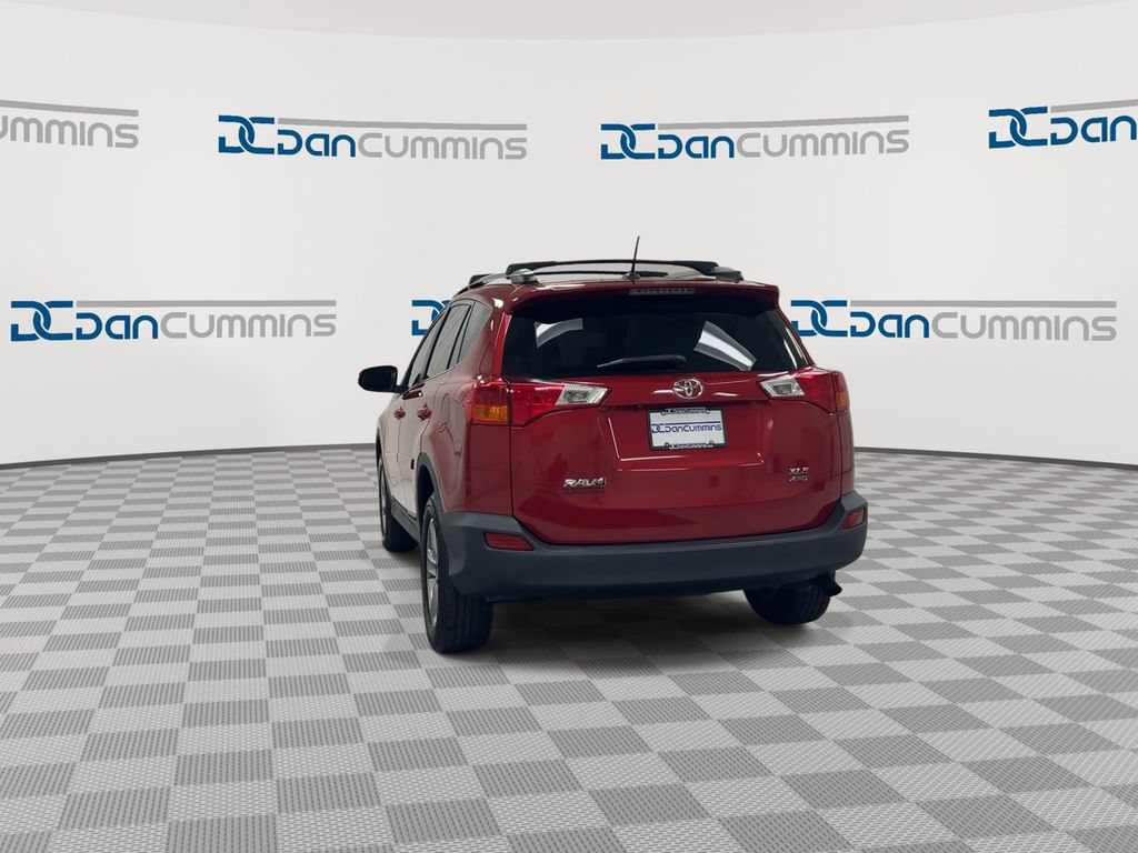 Used 2015 Toyota RAV4 XLE AWD/4WD image 7