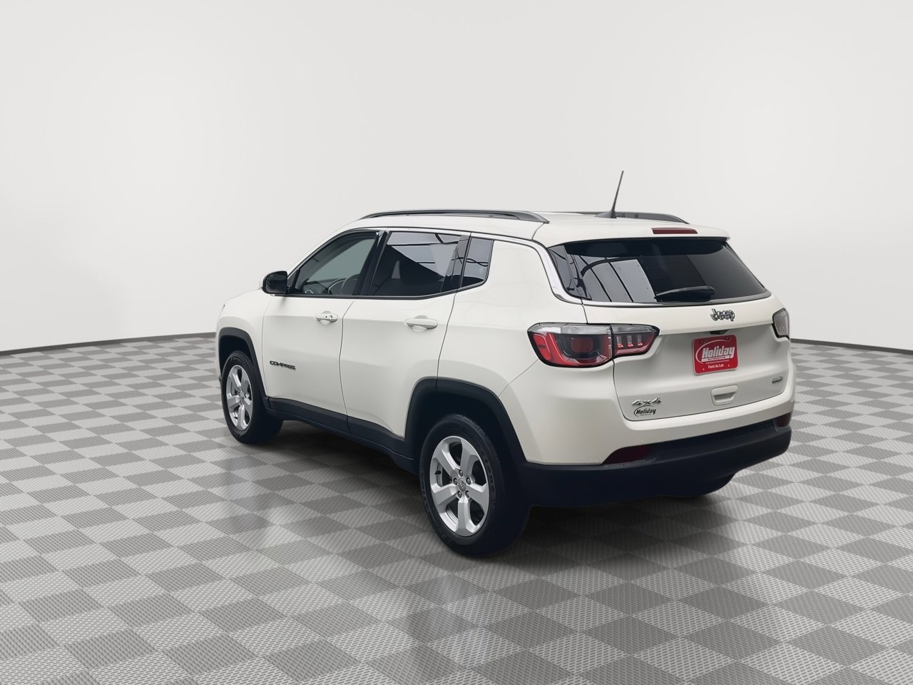 Used 2019 Jeep Compass Latitude w/ Cold Weather Group image 33