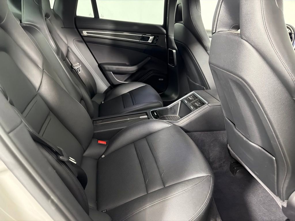 Used 2018 Porsche Panamera 4S image 29