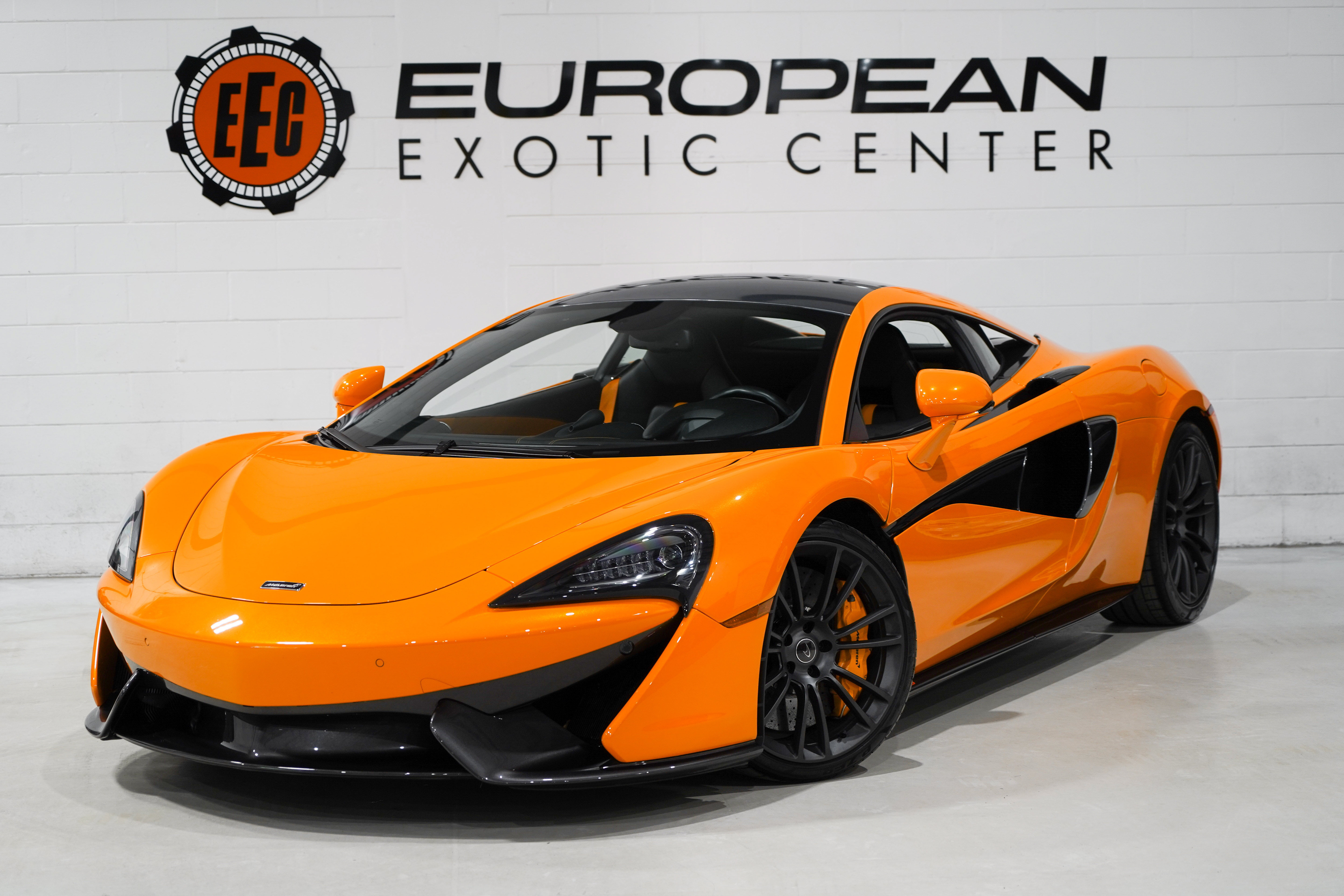 Used 2017 McLaren 570S Coupe RWD image 4
