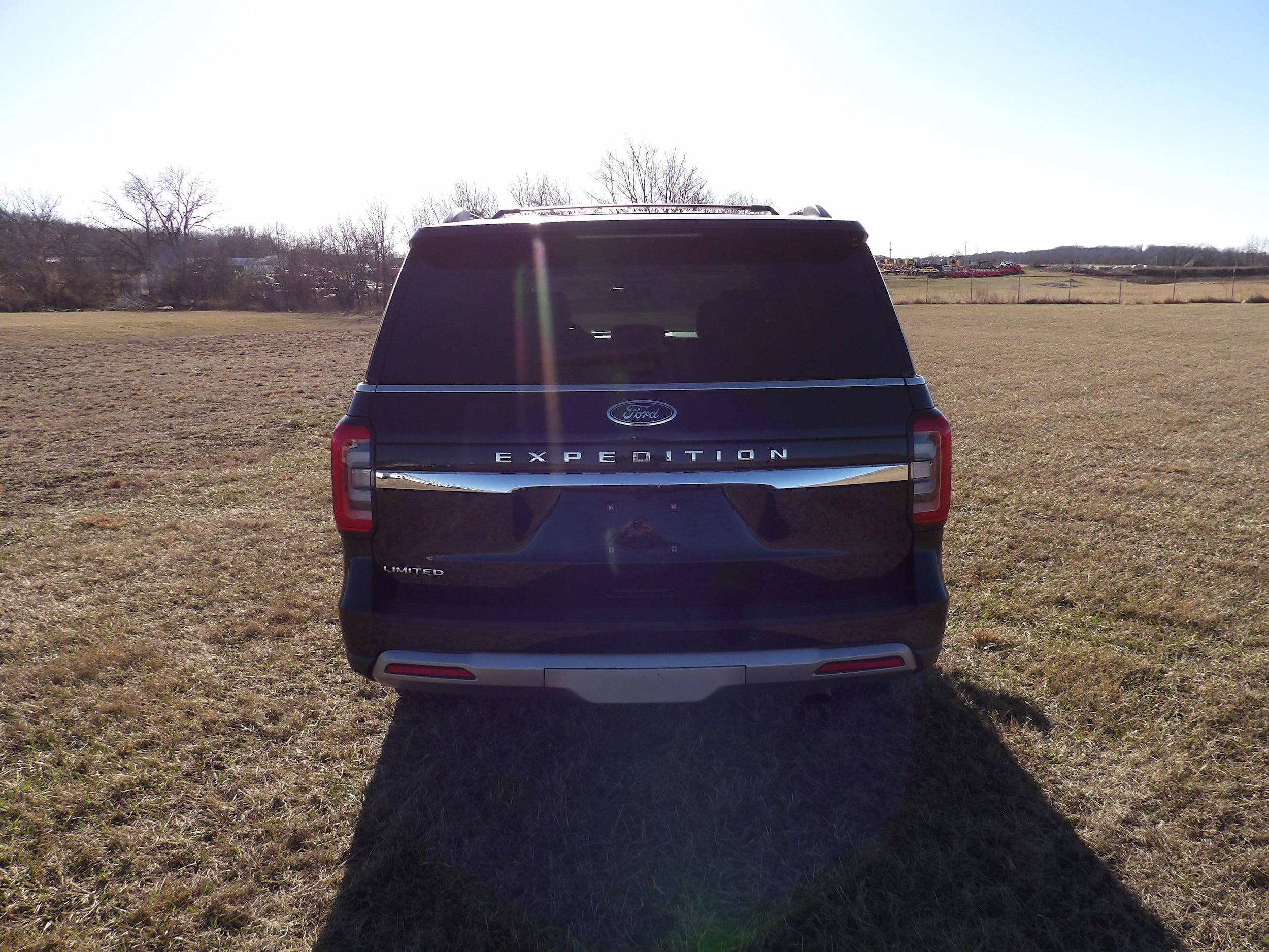 Used 2024 Ford Expedition Limited image 7