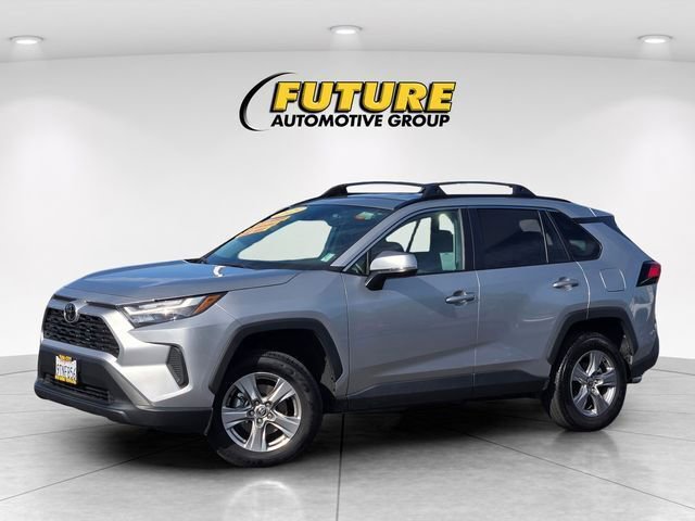 Certified 2025 Toyota RAV4 XLE AWD/4WD image 10