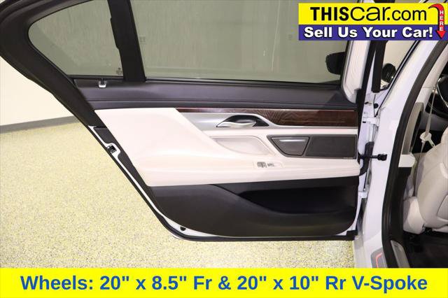 Used 2021 BMW 750i xDrive w/ Executive Package AWD/4WD image 37