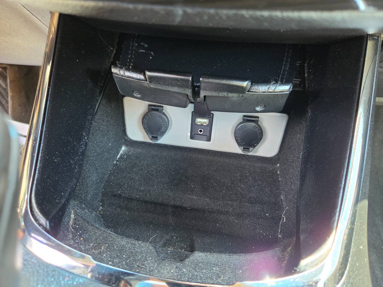 Used 2015 Toyota Avalon Limited FWD image 26