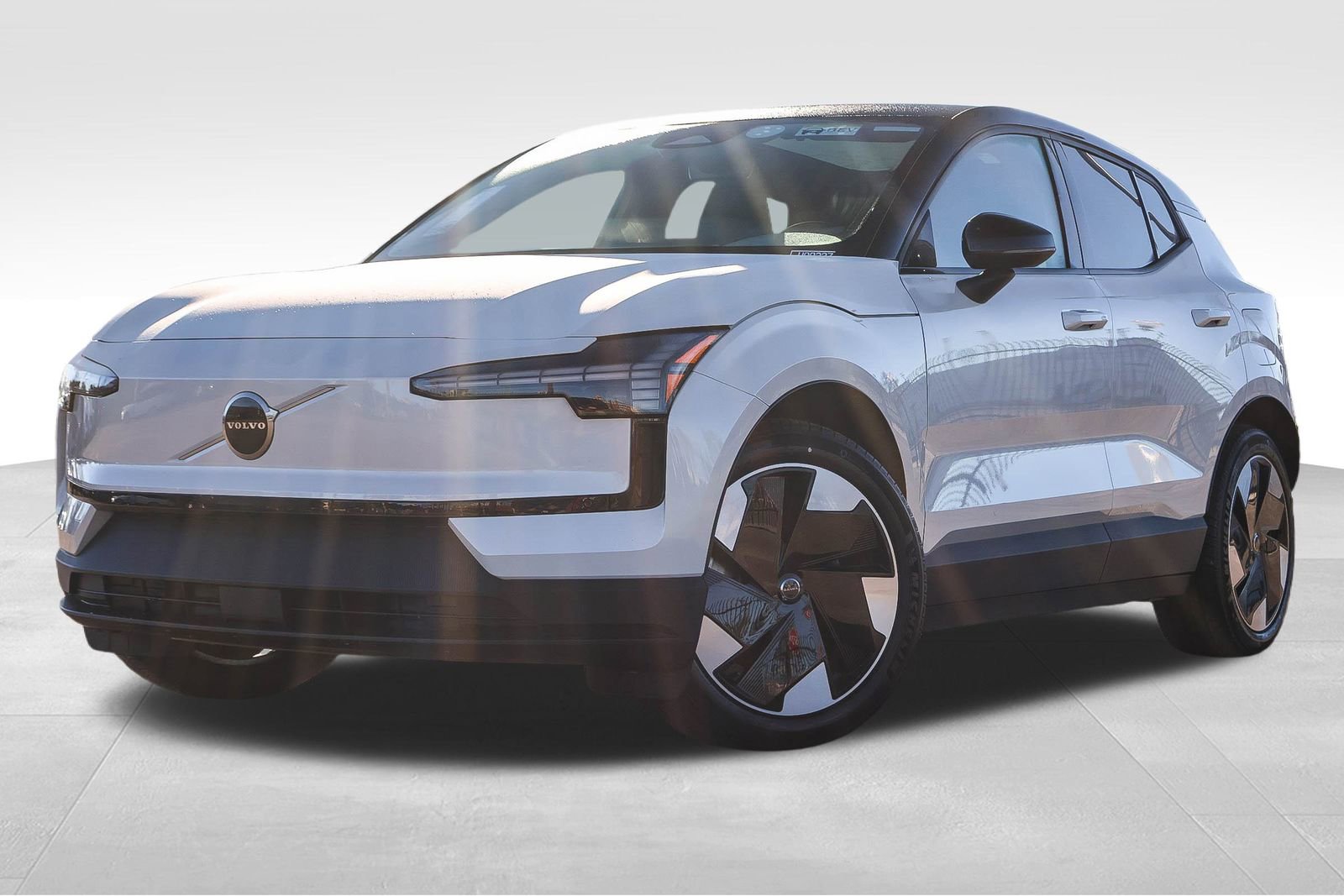 New 2025 Volvo EX30 Plus w/ Protection Package Premier image 1