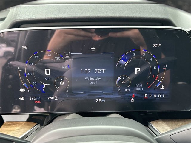 Used 2025 Chevrolet Suburban High Country w/ Sun And Tow Package image 33