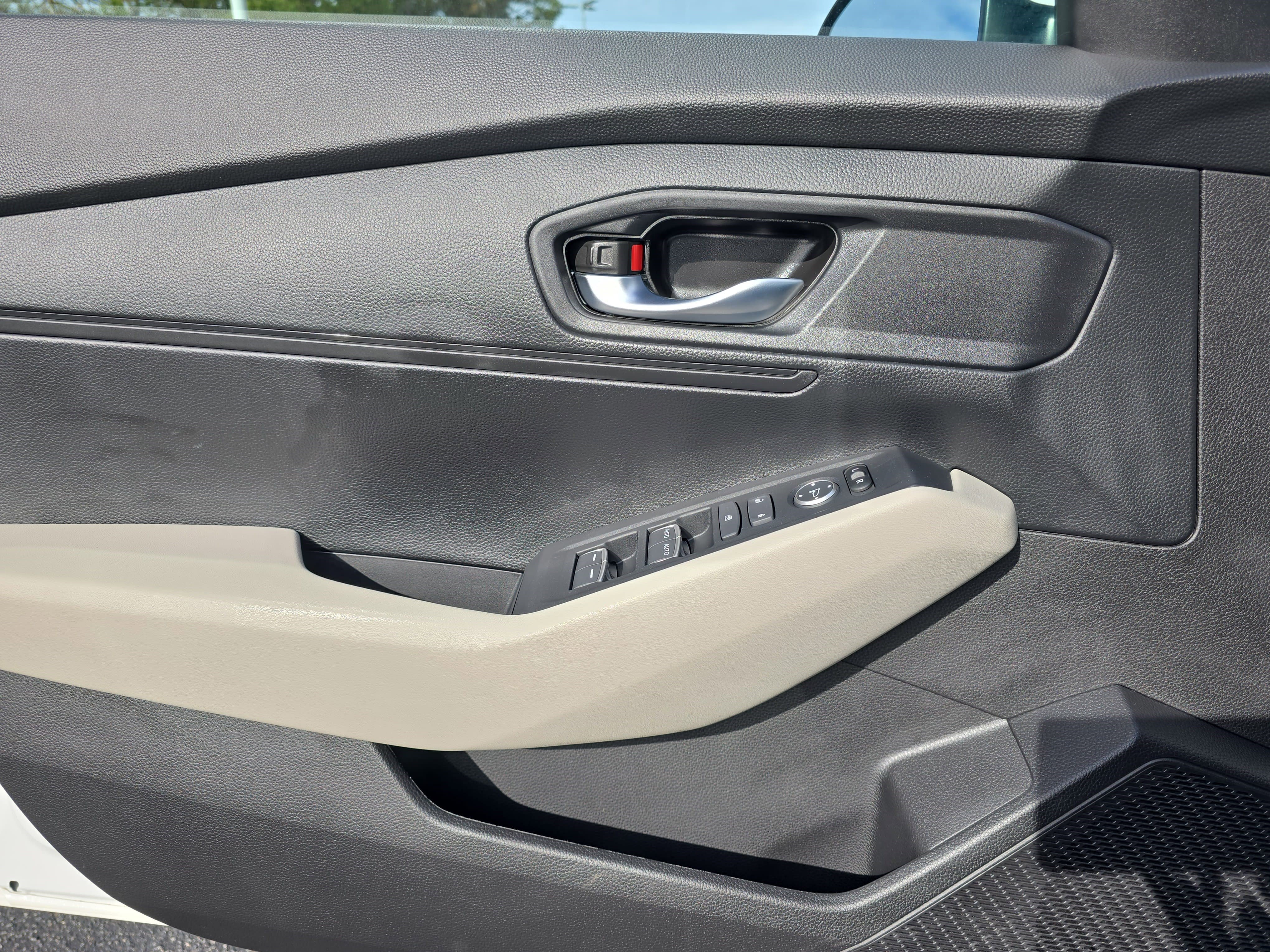 Certified 2025 Honda Accord LX image 24