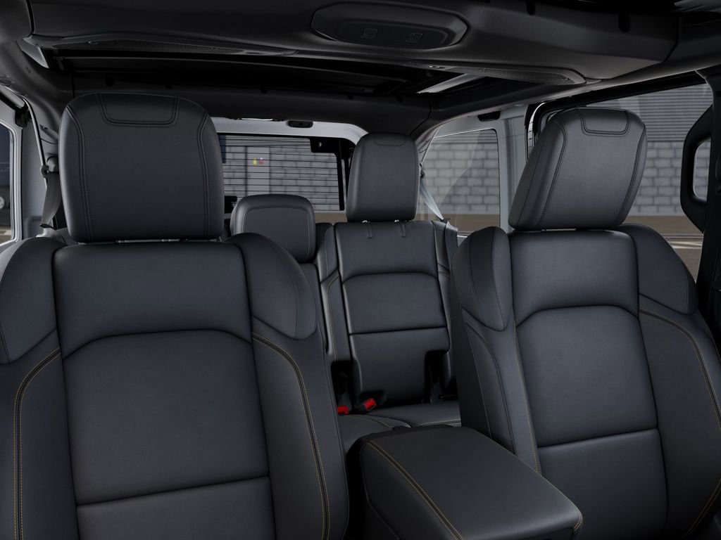 New 2026 Jeep Wrangler Unlimited Sahara AWD/4WD image 27