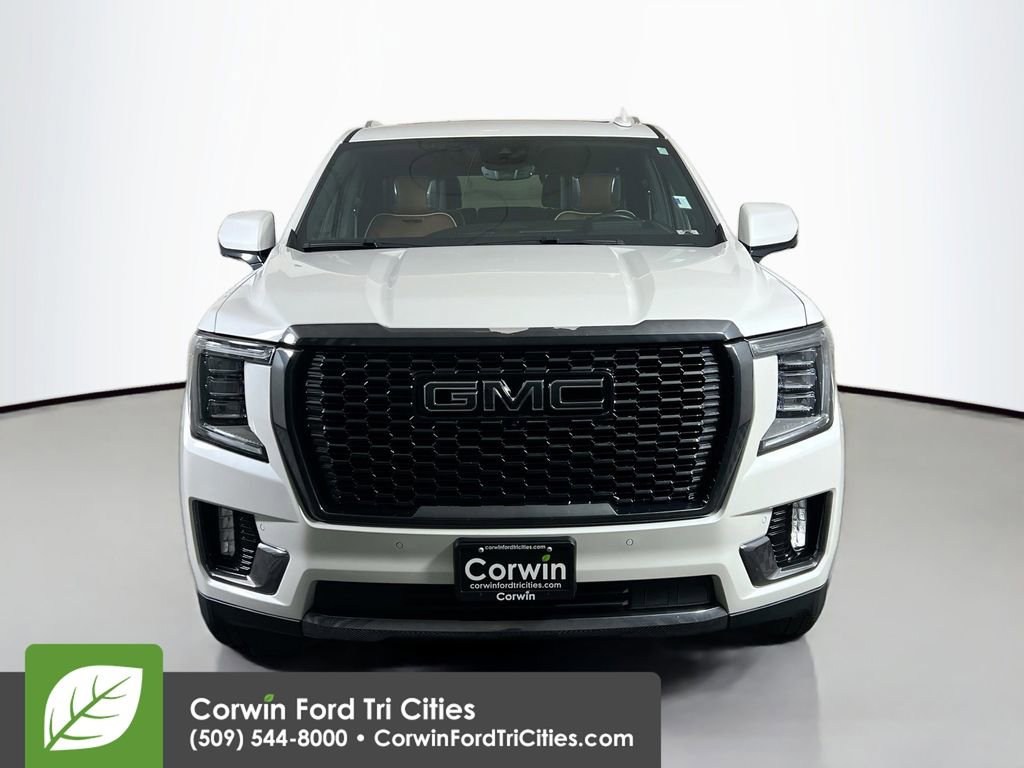 Used 2024 GMC Yukon Denali Ultimate AWD/4WD image 4