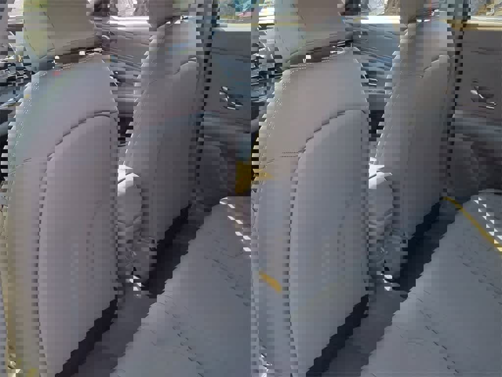 New 2026 Hyundai Elantra Sport image 19