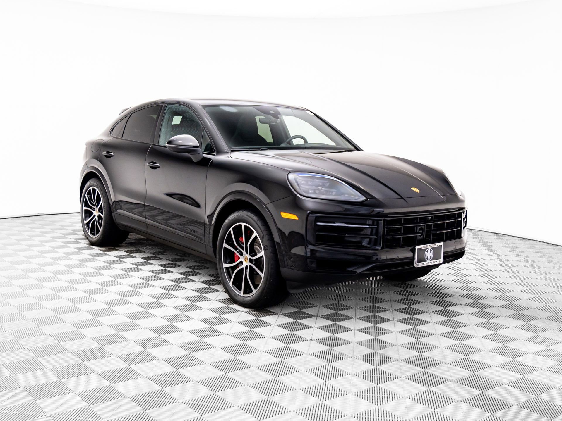 Certified 2024 Porsche Cayenne S image 6
