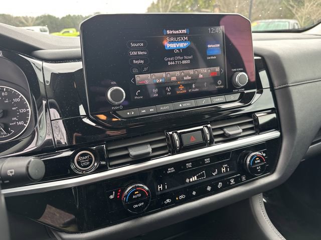 Certified 2024 Nissan Pathfinder SV image 29