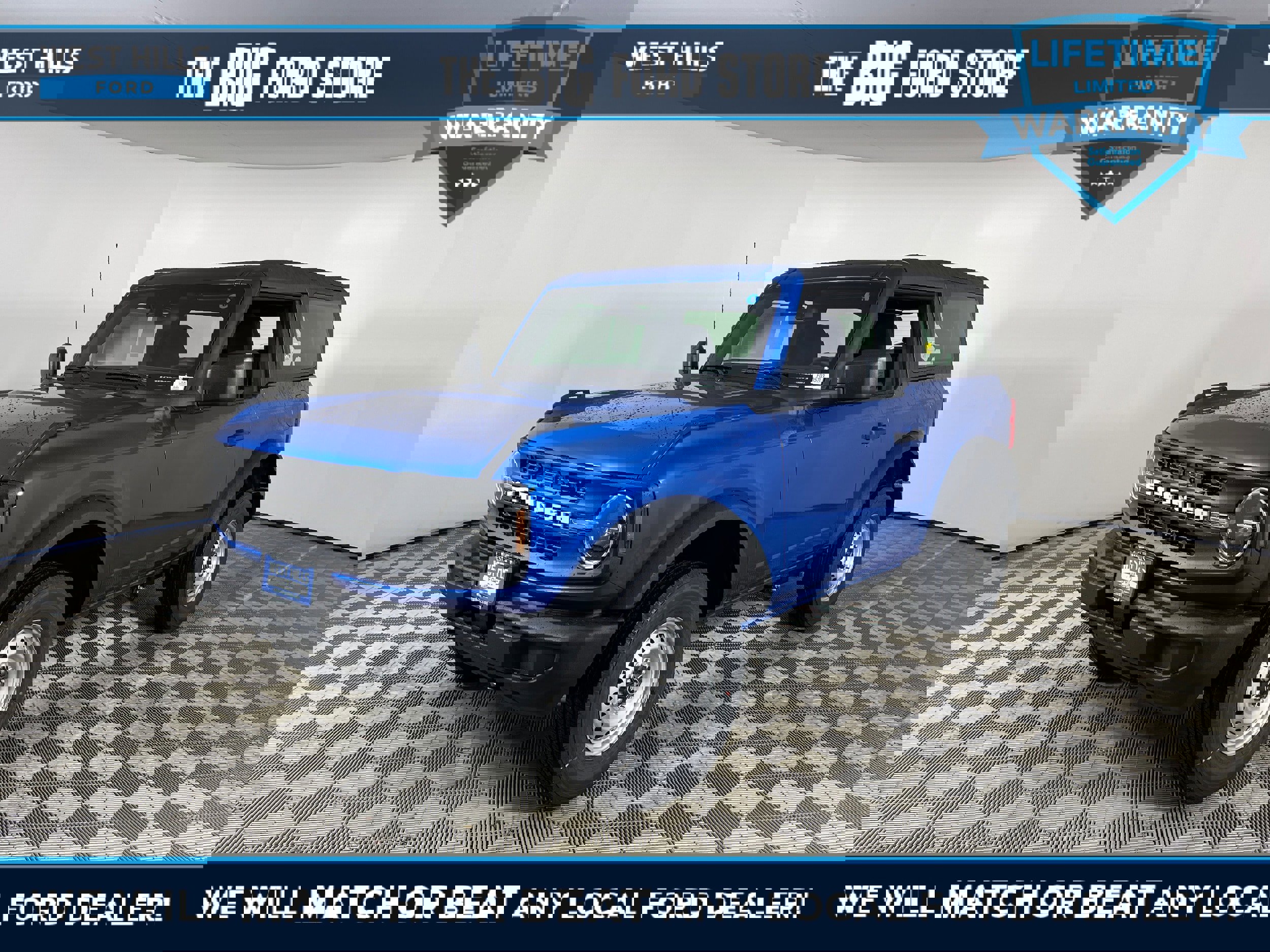 New 2025 Ford Bronco 2-Door image 1