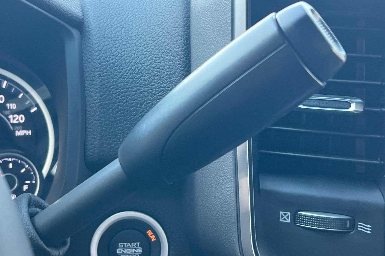 New 2026 RAM 3500 Big Horn AWD/4WD image 20