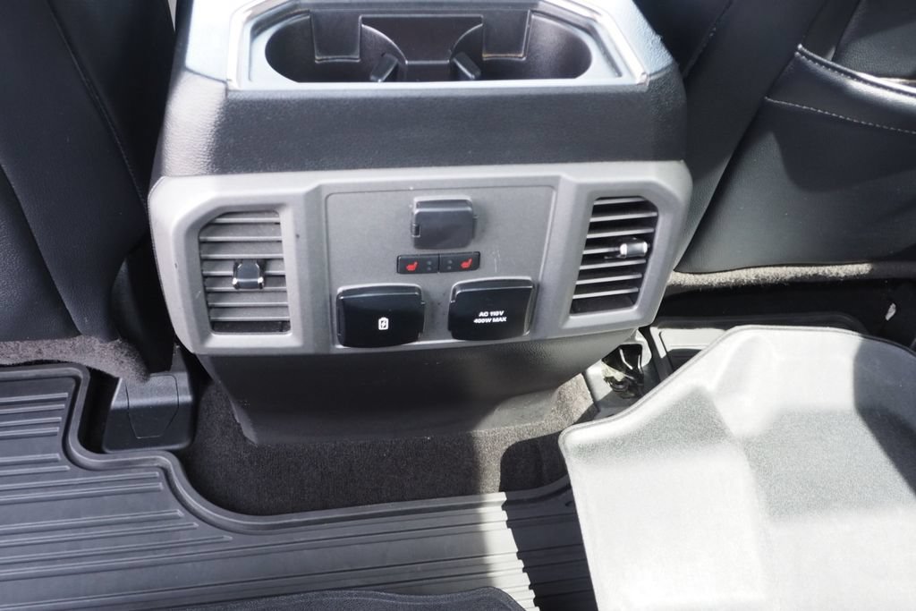 Used 2018 Ford F150 Raptor w/ Equipment Group 802A Luxury AWD/4WD image 17