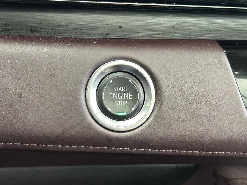 Used 2024 Cadillac Escalade Sport Platinum AWD/4WD image 25