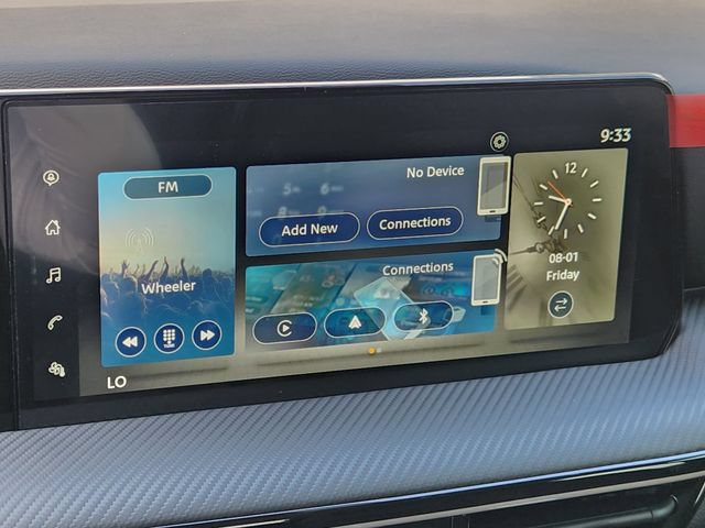 New 2025 Nissan Kicks SR w/ Illumination Package FWD image 12