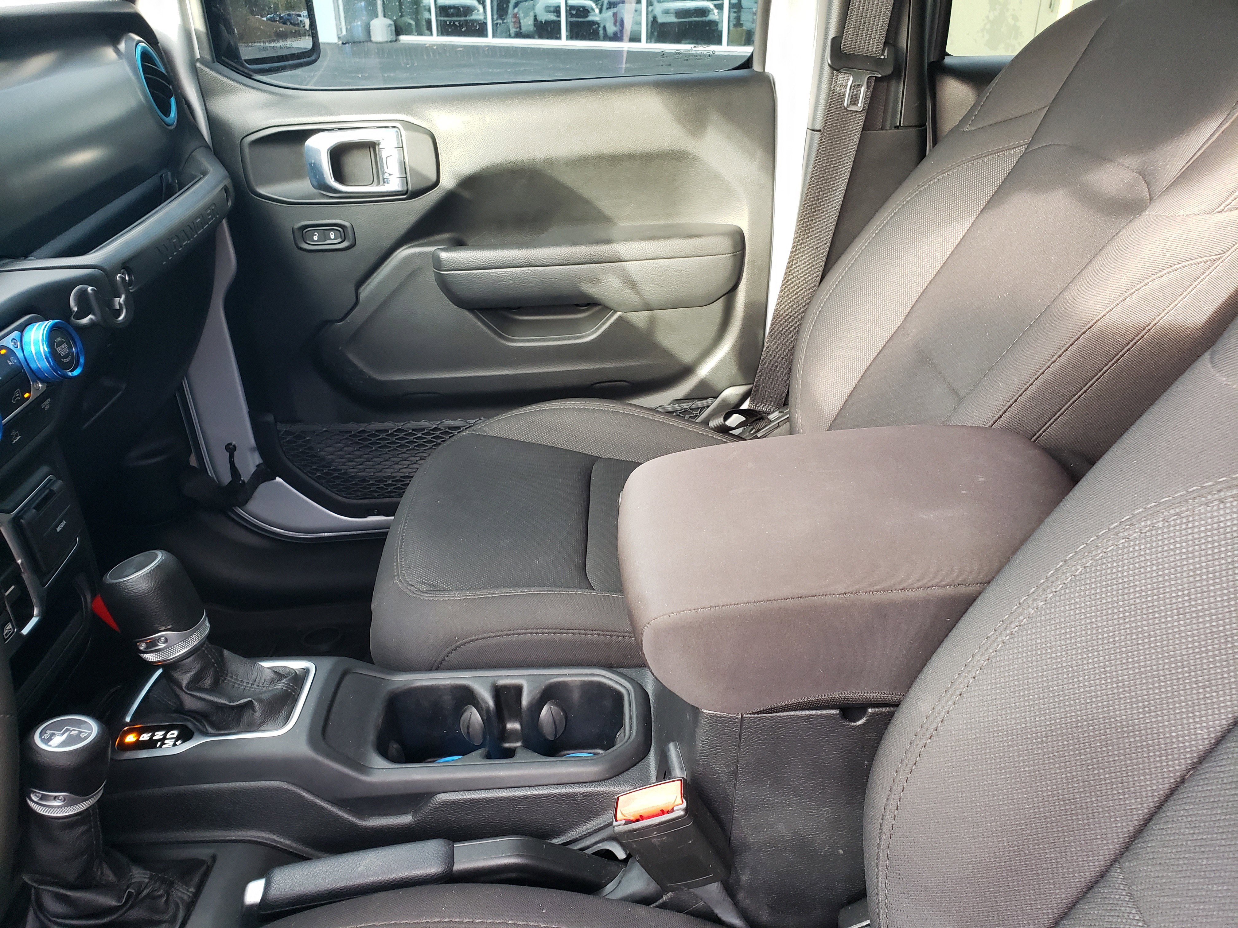 Used 2023 Jeep Wrangler Unlimited Sport image 26