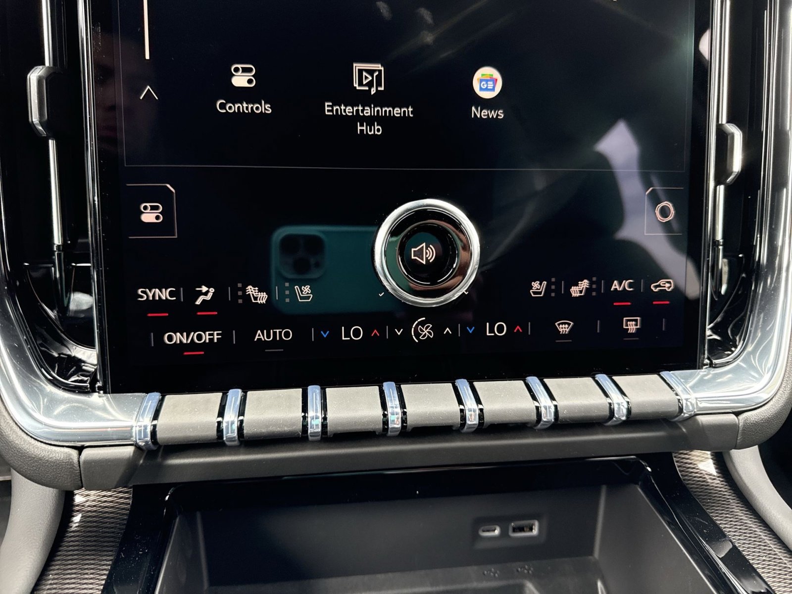 New 2026 GMC Yukon XL Elevation w/ Elevation Premium Package image 21