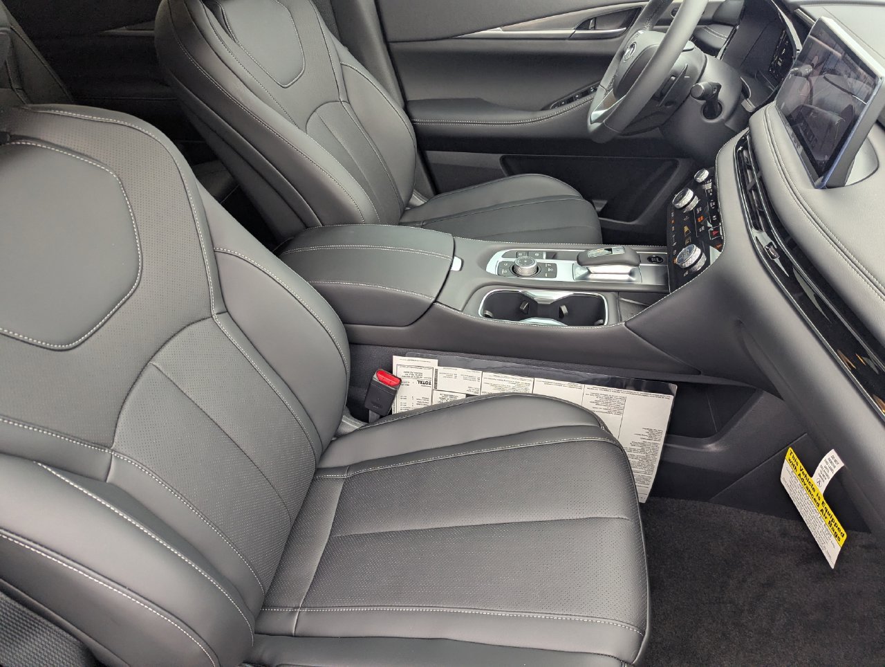 New 2027 INFINITI QX60 Luxe FWD image 34