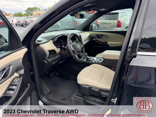 Used 2023 Chevrolet Traverse LS w/ LPO, Cargo Package AWD/4WD image 9