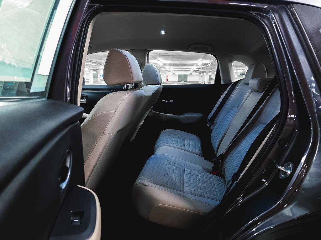 Certified 2024 Honda HR-V LX image 19