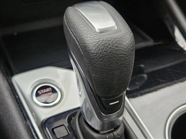 Used 2024 Nissan Altima 2.5 SV image 13