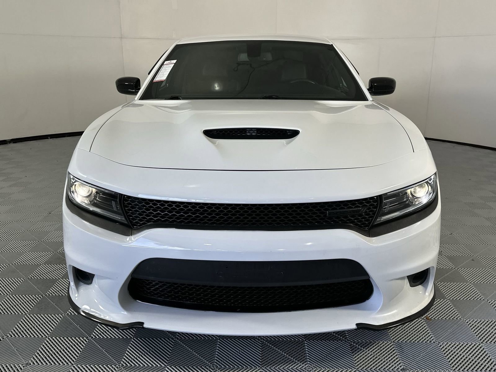 Used 2022 Dodge Charger R/T w/ Plus Group RWD image 3