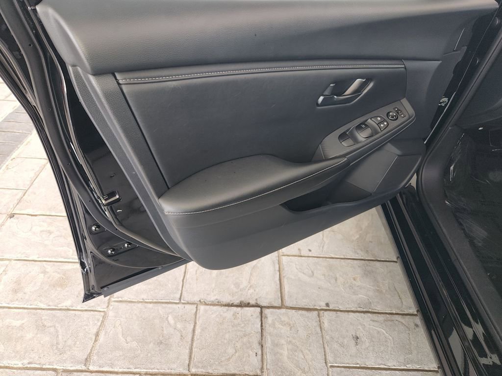 Used 2025 Nissan Sentra S FWD image 27