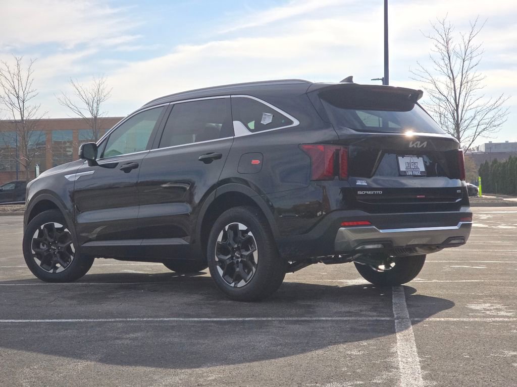 New 2026 Kia Sorento S w/ S Panoramic Sunroof Package image 15