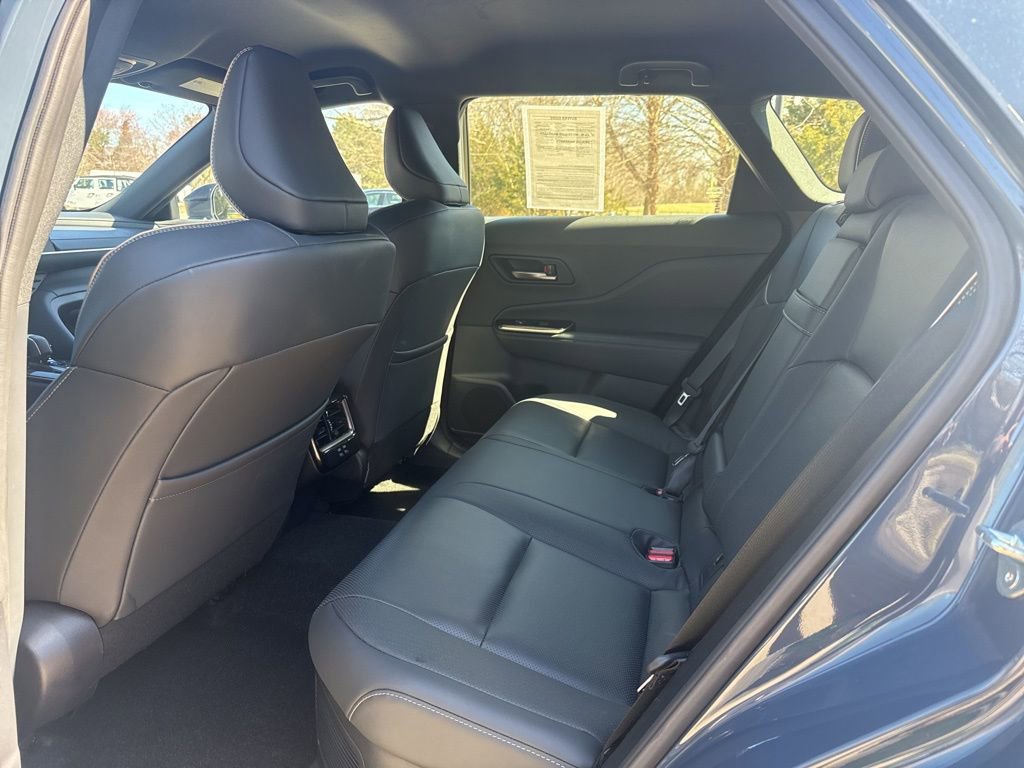 Used 2025 Toyota Crown Signia XLE image 24