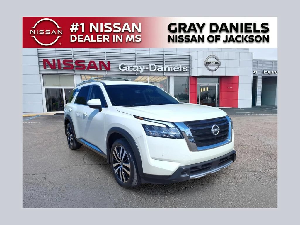 Certified 2024 Nissan Pathfinder Platinum w/ Cargo Package