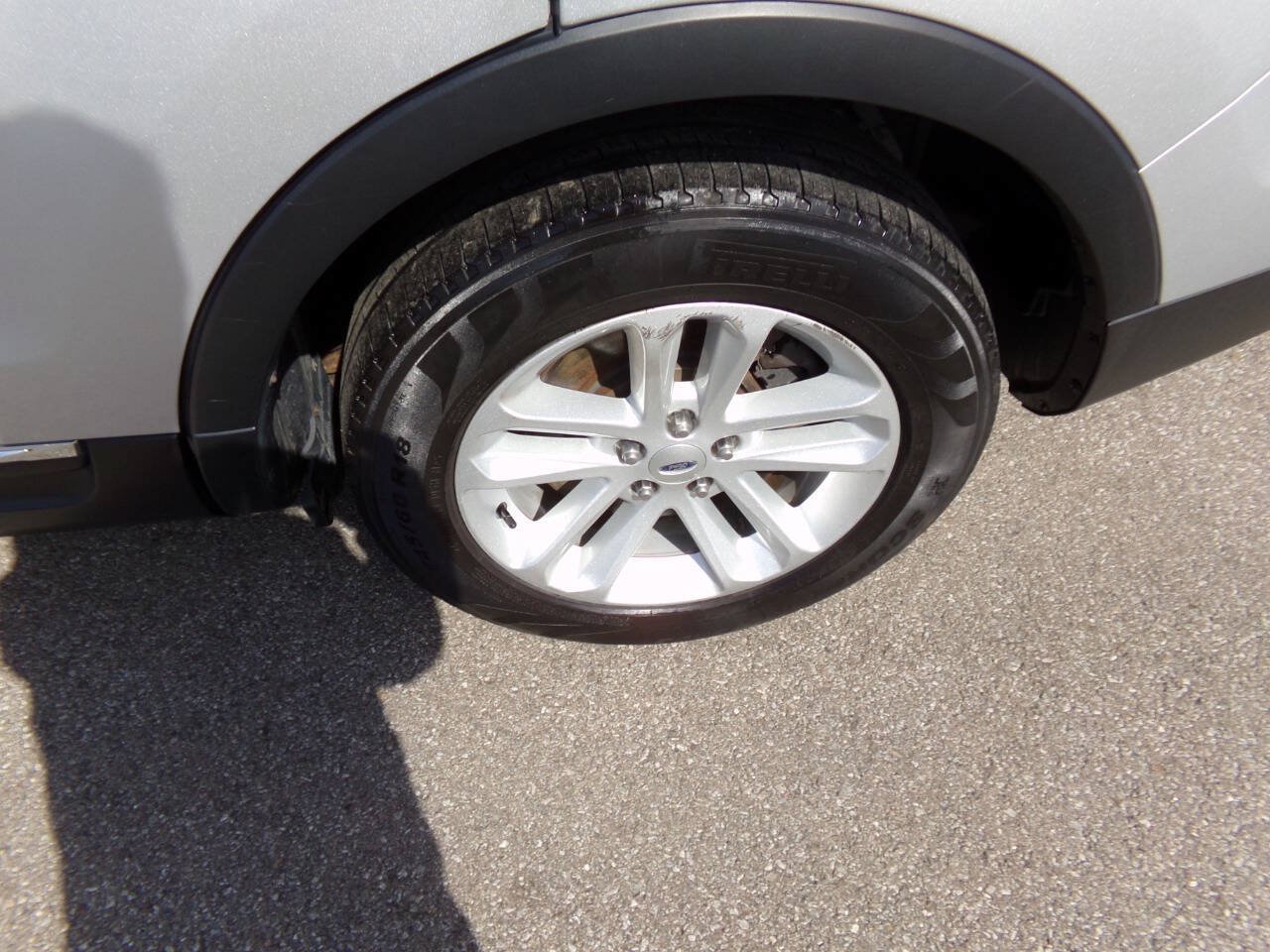 Used 2013 Ford Explorer XLT FWD image 35