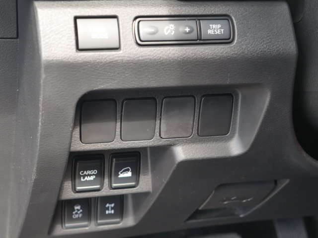 Certified 2022 Nissan Frontier PRO-4X w/ Off-Road Protection Package AWD/4WD image 5