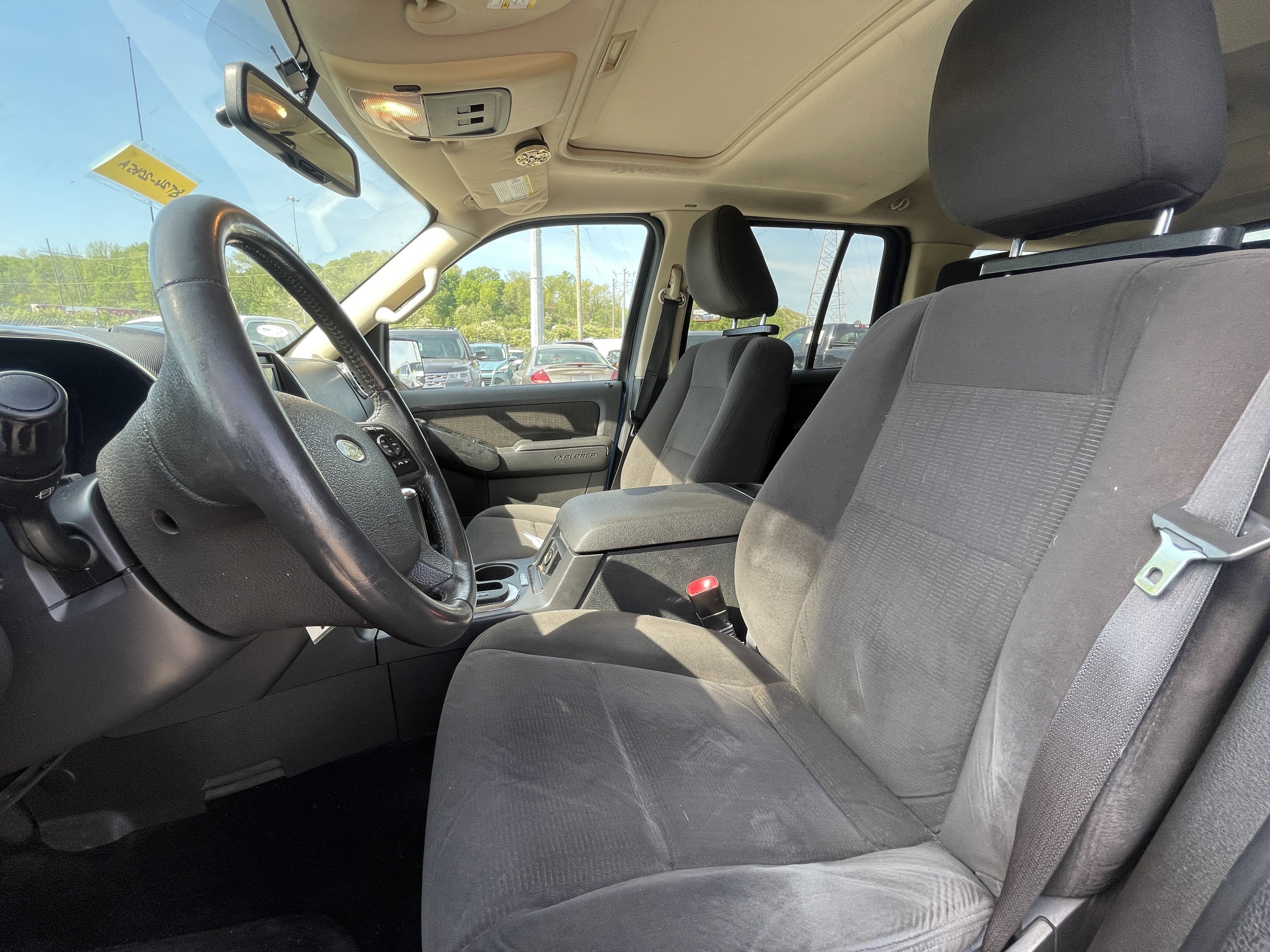 Used 2010 Ford Explorer XLT AWD/4WD image 7