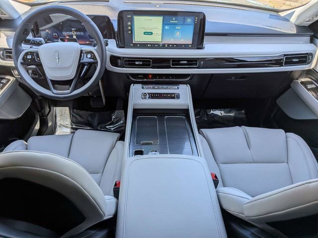 New 2026 Lincoln Aviator Reserve image 13