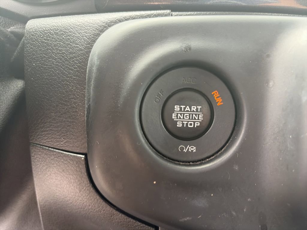 Used 2020 Jeep Gladiator Sport AWD/4WD image 29