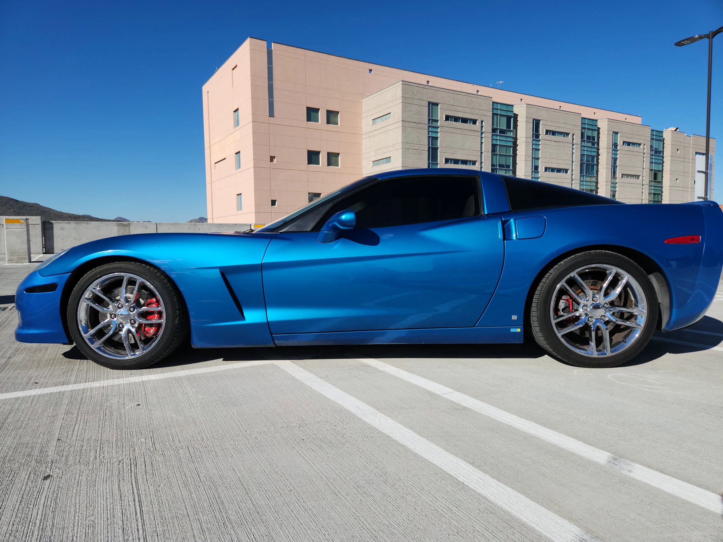 Used 2008 Chevrolet Corvette Coupe 2D w/ Preferred Equipment Group image 2