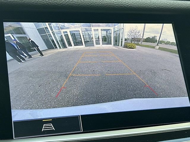 Used 2023 Cadillac XT5 Premium Luxury AWD/4WD image 29