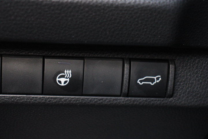 Certified 2024 Toyota RAV4 SE AWD/4WD image 29