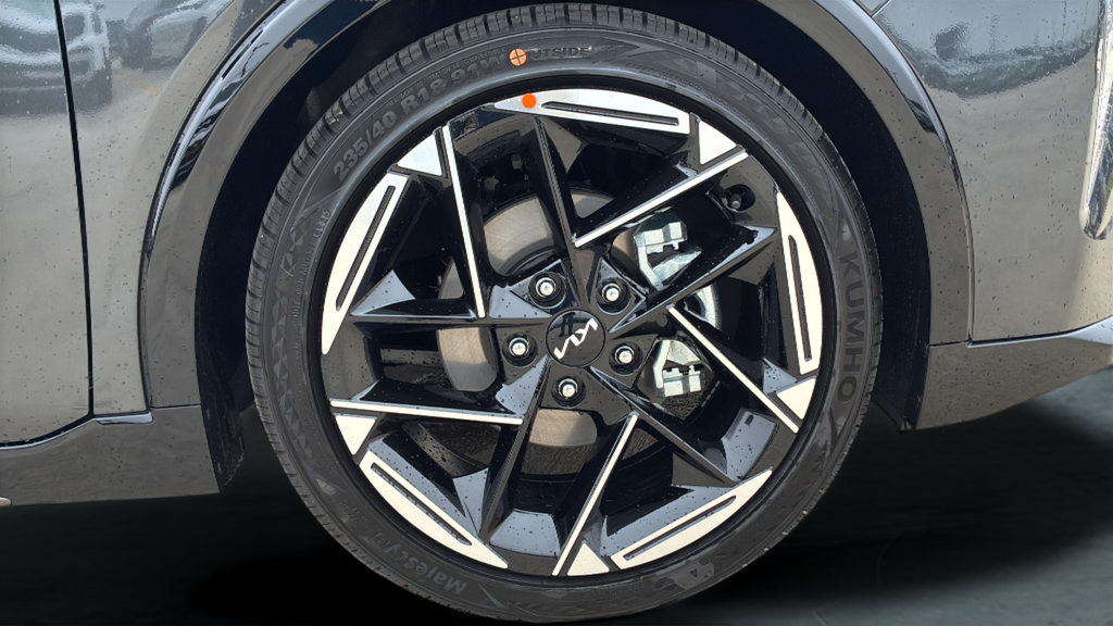 New 2026 Kia K4 GT-Line w/ GT-Line Premium Package FWD image 33